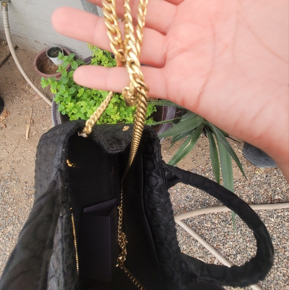 Prada Black Quilted Handbag - Picture 3 of 16